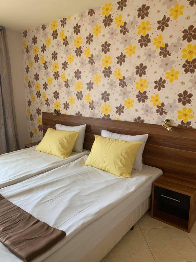 Семеен Хотел Брилянс - Family Hotel Brilliance Varna Luaran gambar