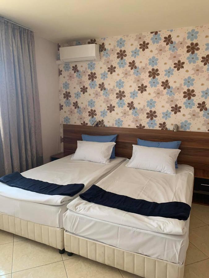 Семеен Хотел Брилянс - Family Hotel Brilliance Varna Luaran gambar