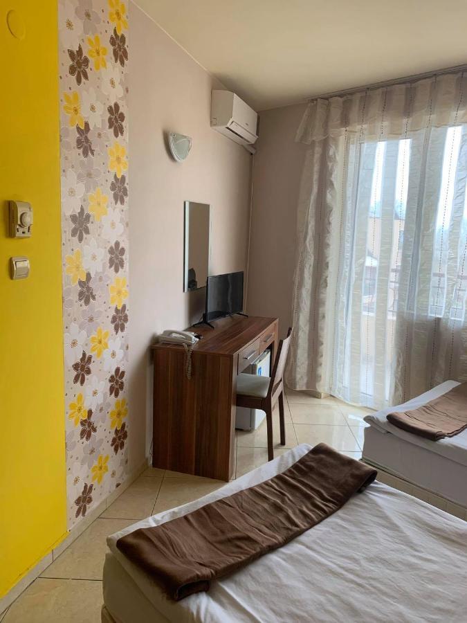 Семеен Хотел Брилянс - Family Hotel Brilliance Varna Luaran gambar