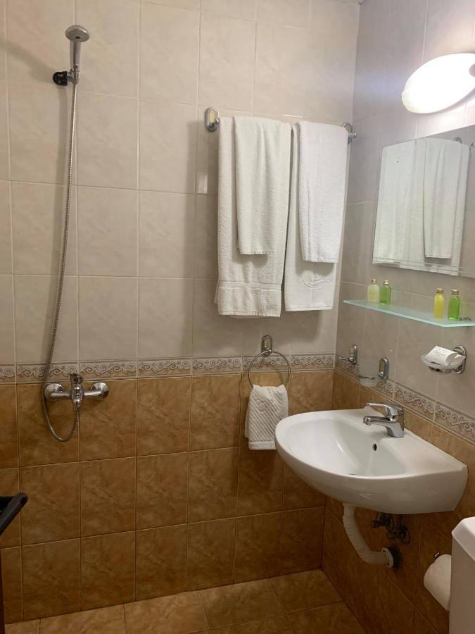 Семеен Хотел Брилянс - Family Hotel Brilliance Varna Luaran gambar