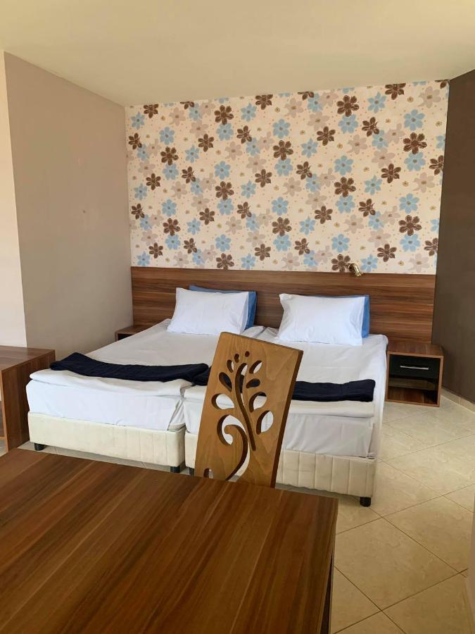 Семеен Хотел Брилянс - Family Hotel Brilliance Varna Luaran gambar